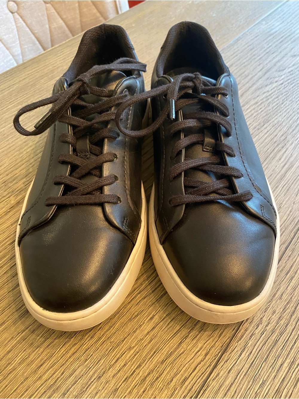 Clarks Black Genuine Leather Sneakers with White Cupsole Men’s size 9